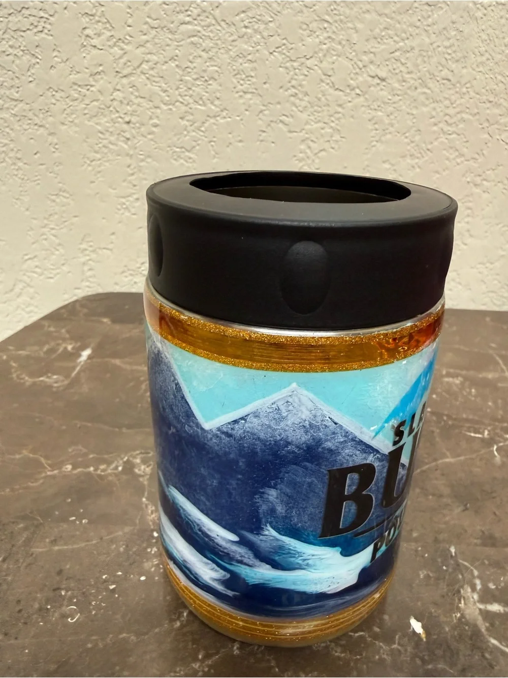 Slammin Busch Poundin Tush Standard 12 oz Can Cooler Hand Painted